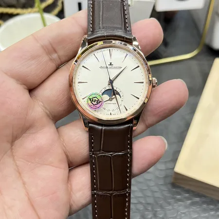 ジェー・ルクルト 腕時計