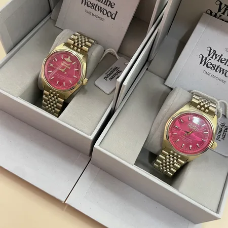 ヴィヴィアン・ウエストウッド 腕時計