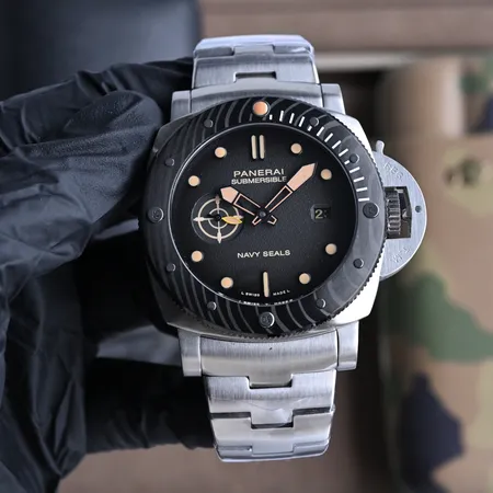 オフィチーネ パネライ 腕時計