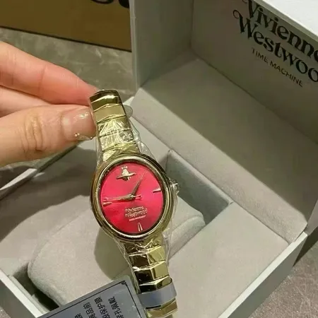 ヴィヴィアン・ウエストウッド 腕時計