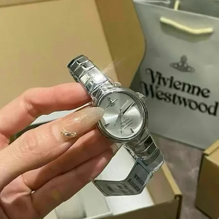 ヴィヴィアン・ウエストウッド 腕時計
