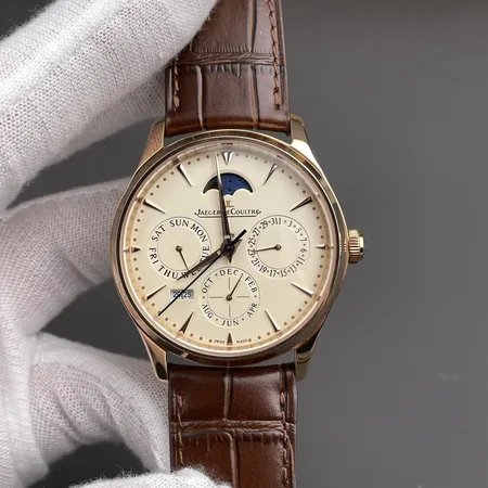 ジェー・ルクルト 腕時計