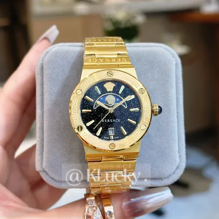 ヴェルサーチ 腕時計