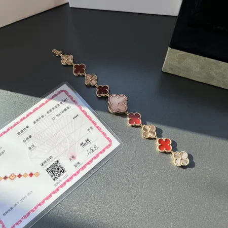 ヴァン クリーフ＆アーペル 腕時計