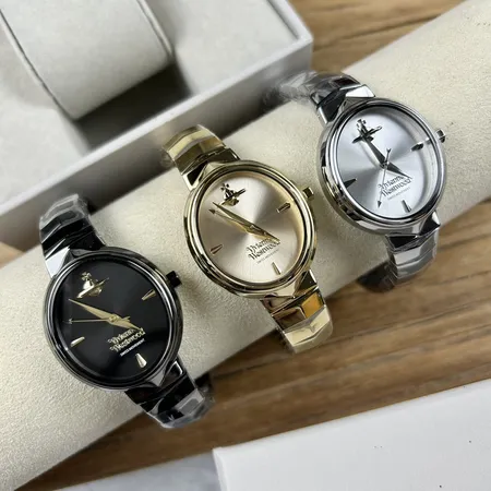 ヴィヴィアン・ウエストウッド 腕時計