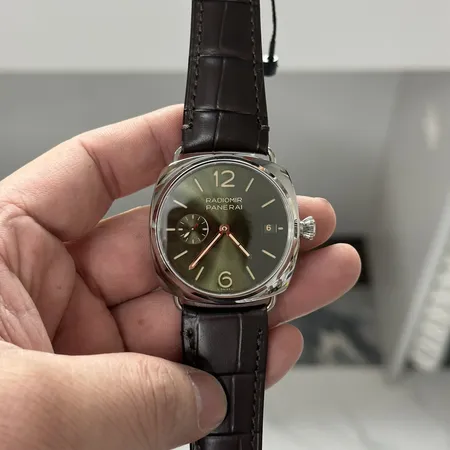 オフィチーネ パネライ 腕時計