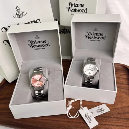 ヴィヴィアン・ウエストウッド 腕時計