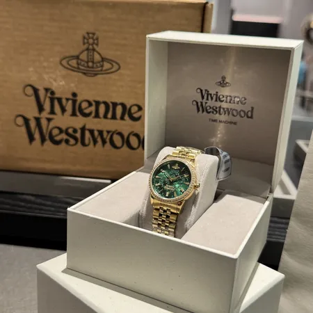 ヴィヴィアン・ウエストウッド 腕時計