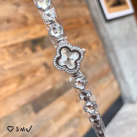 ヴァン クリーフ＆アーペル 腕時計