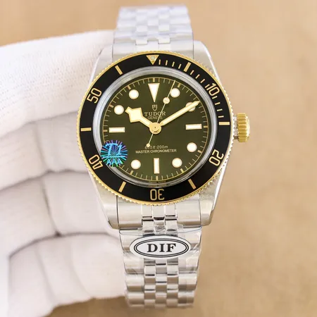 チューダー 腕時計