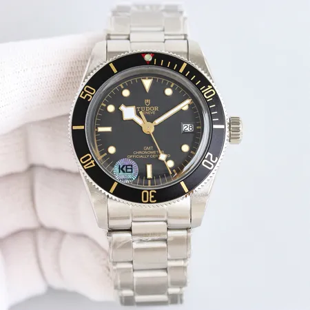 チューダー 腕時計