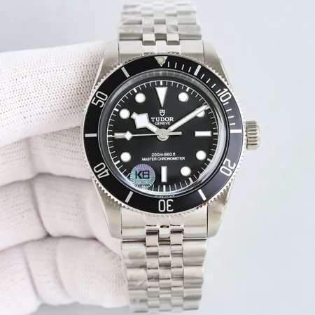 チューダー 腕時計