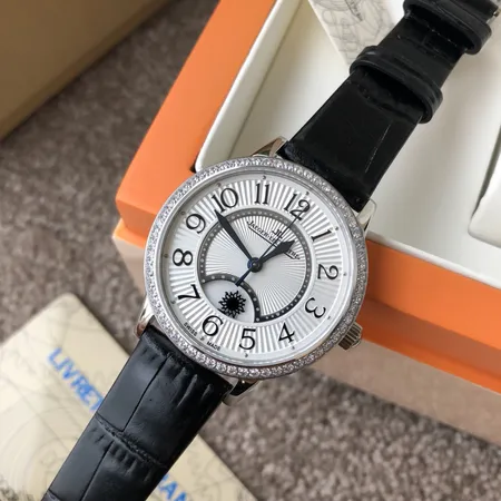 ジェー・ルクルト 腕時計