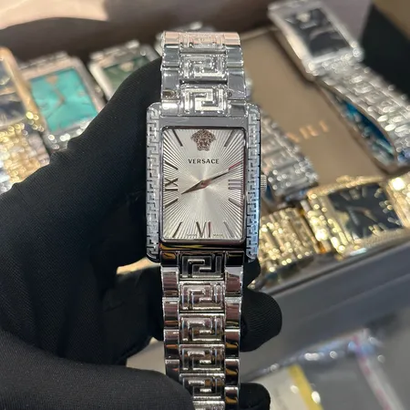 ヴェルサーチ 腕時計