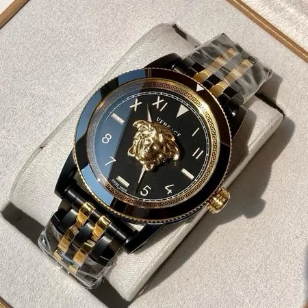 ヴェルサーチ 腕時計