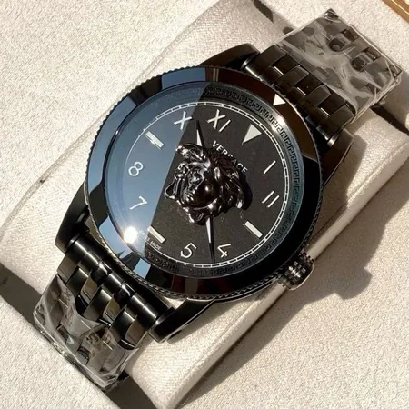 ヴェルサーチ 腕時計