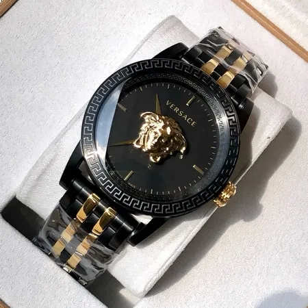 ヴェルサーチ 腕時計