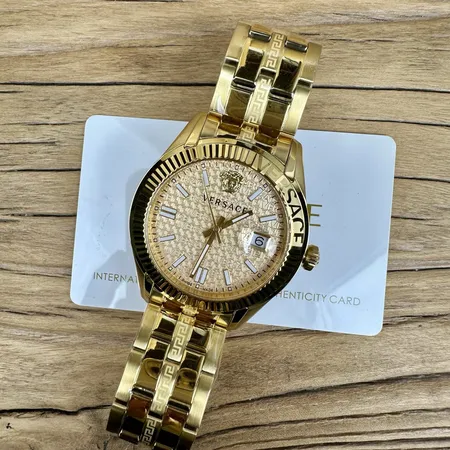 ヴェルサーチ 腕時計