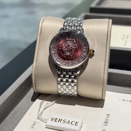 ヴェルサーチ 腕時計