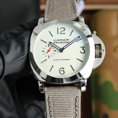 オフィチーネ パネライ 腕時計