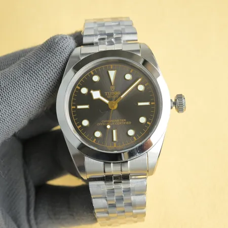 チューダー 腕時計