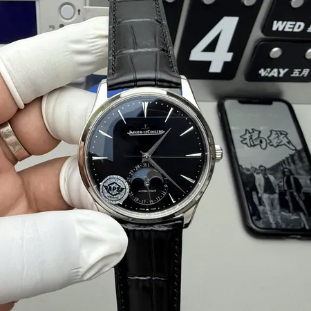 ジェー・ルクルト 腕時計