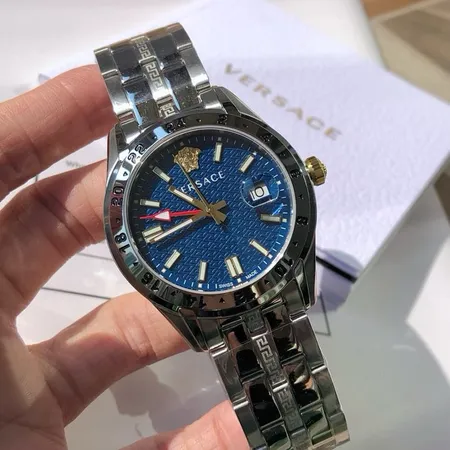 ヴェルサーチ 腕時計
