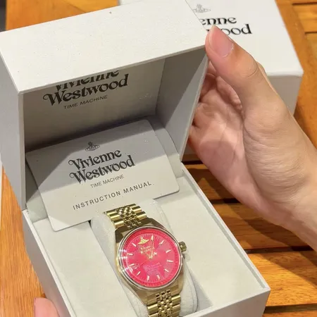 ヴィヴィアン・ウエストウッド 腕時計