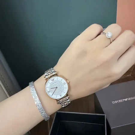 アルマーニ 腕時計