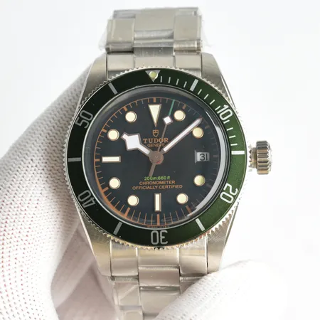 チューダー 腕時計