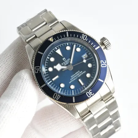 チューダー 腕時計