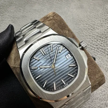 チューダー 腕時計