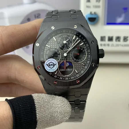 ジェー・ルクルト 腕時計