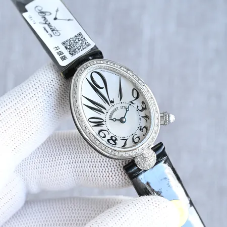 ロジェ・デュブイ 腕時計