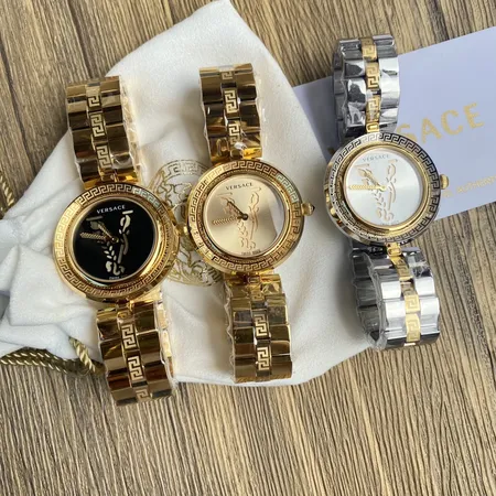 ヴェルサーチ 腕時計