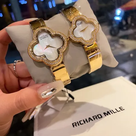 ヴァン クリーフ＆アーペル 腕時計