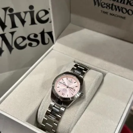 ヴィヴィアン・ウエストウッド 腕時計