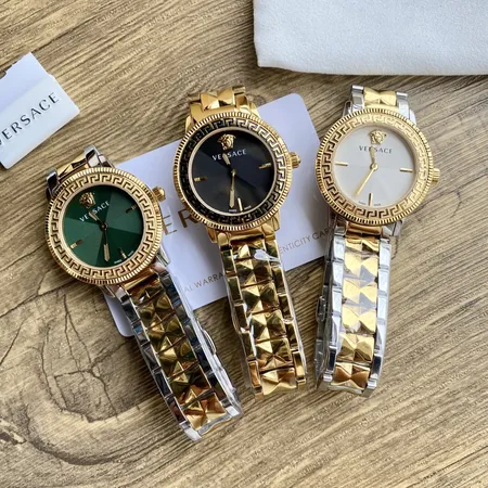 ヴェルサーチ 腕時計