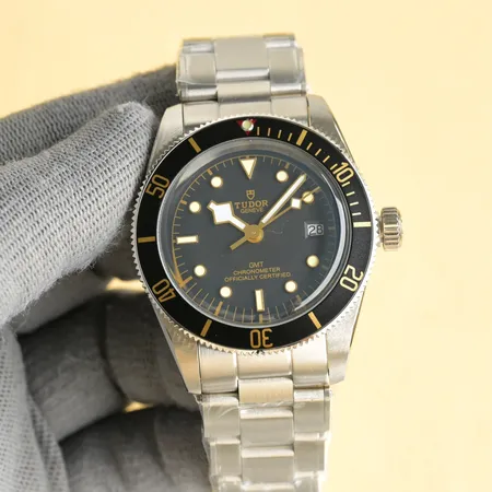 チューダー 腕時計