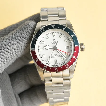 チューダー 腕時計