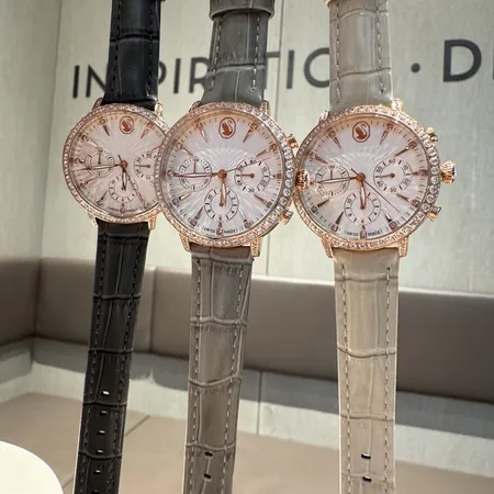 スワロフスキー 腕時計