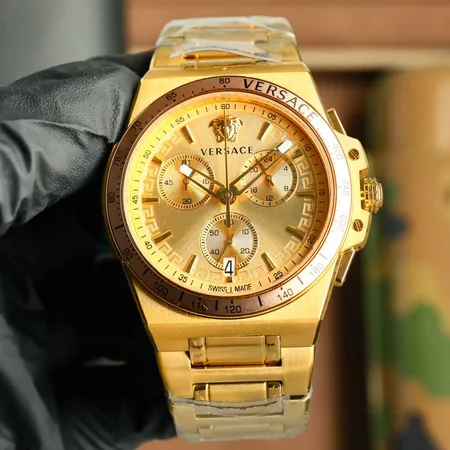 ヴェルサーチ 腕時計