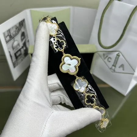 ヴァン クリーフ＆アーペル 腕時計