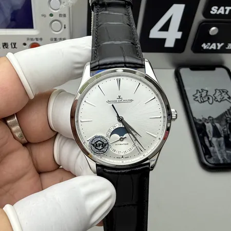 ジェー・ルクルト 腕時計