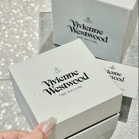 ヴィヴィアン・ウエストウッド 腕時計