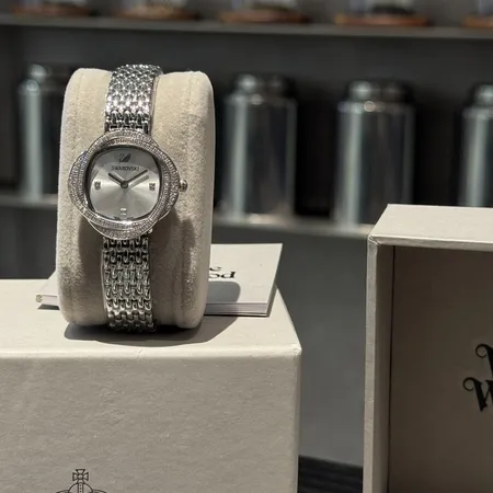 スワロフスキー 腕時計