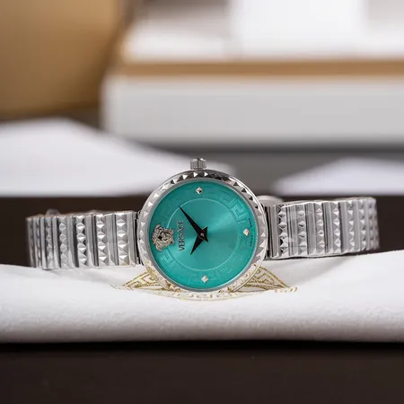 ヴェルサーチ 腕時計