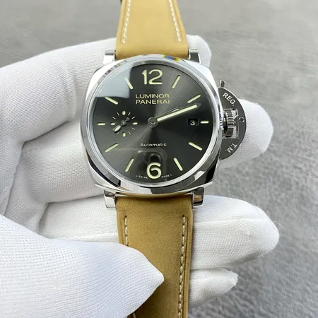 オフィチーネ パネライ 腕時計