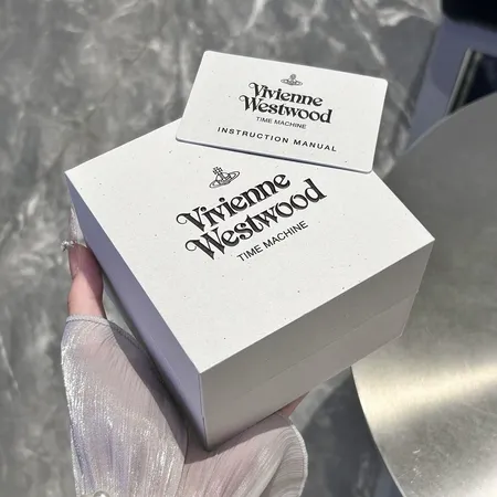 ヴィヴィアン・ウエストウッド 腕時計