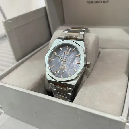 ミュウミュウ 腕時計